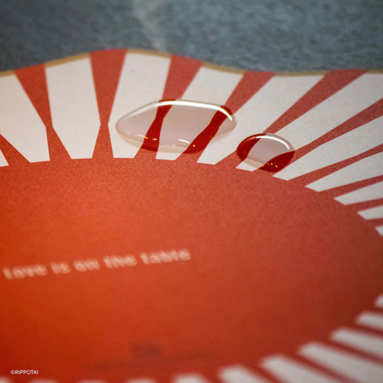 Sottopiatti Moderni e Sottobicchieri Coordinati 3pz – Collezione "Love is on the Table"