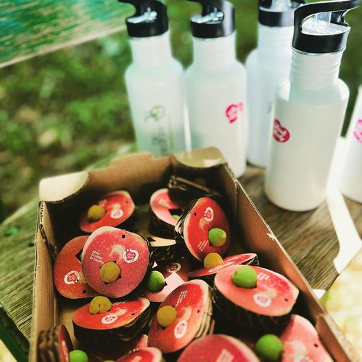 Gadgets personnalisés et plantables pour le Pink Lady Bike Tour 