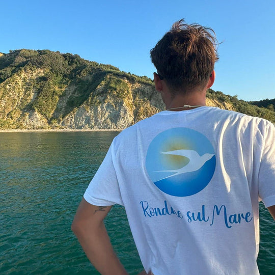 T-Shirt Rondine sul mare