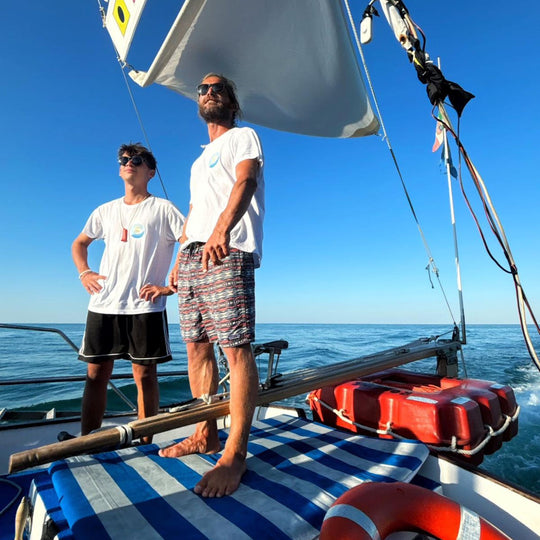 T-Shirt Rondine sul mare