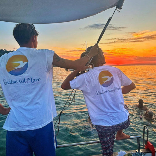 T-Shirt Rondine sul mare