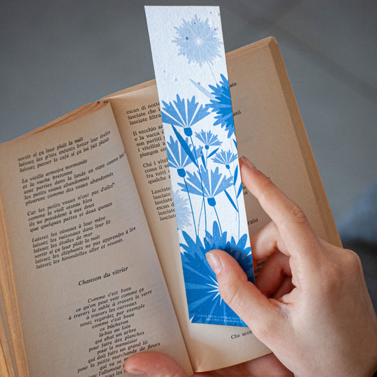 Set of 10 romantic seed paper bookmarks