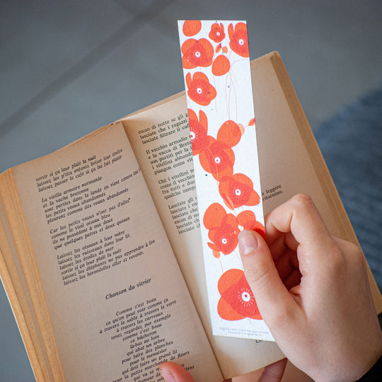 Set of 10 romantic seed paper bookmarks