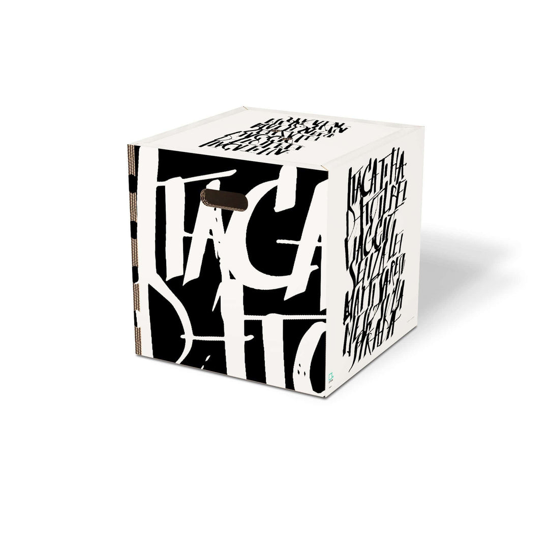 Cubo contenitore colorato di design