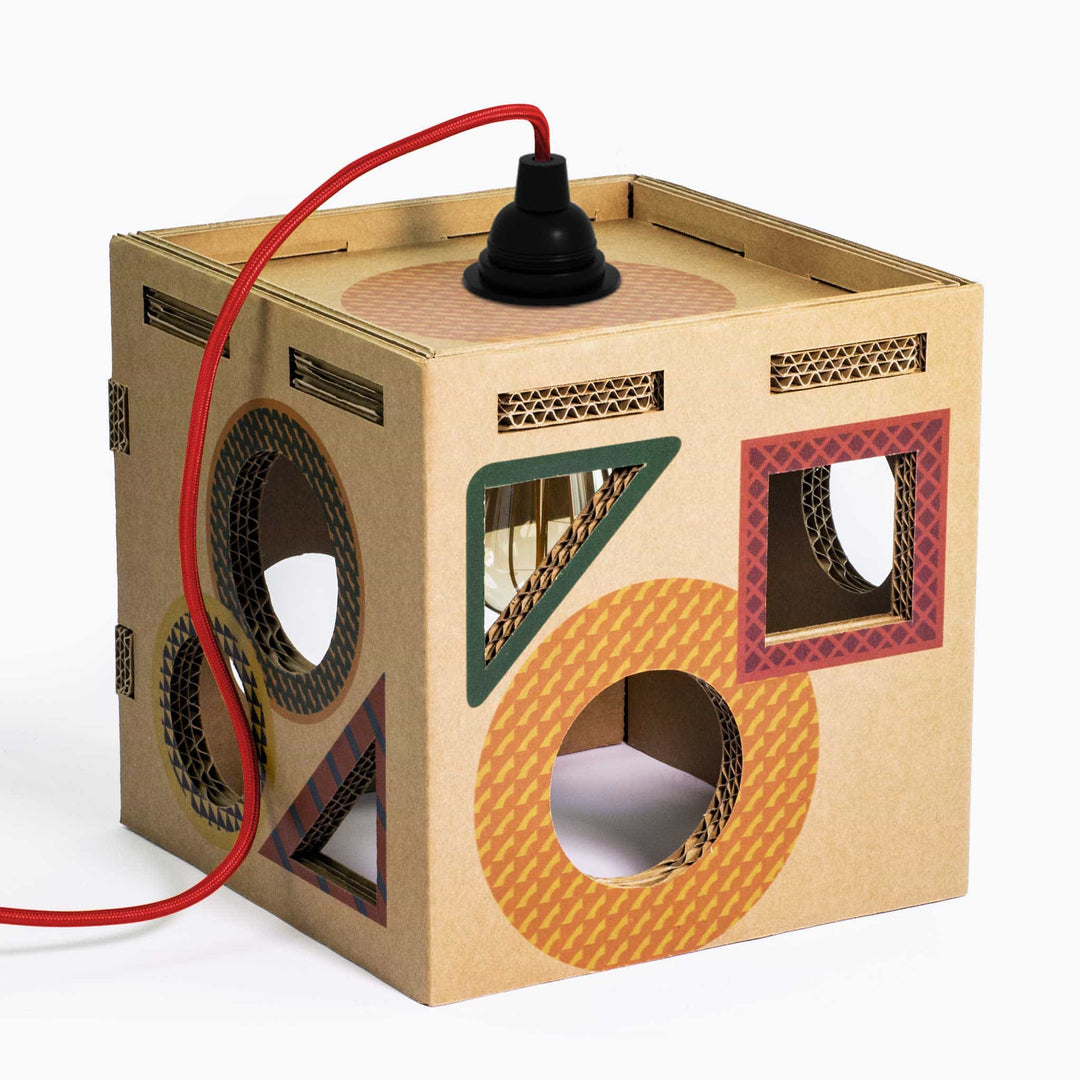 Boîte à jouets Montessori avec Playpotai Shapes attachez des formulaires de détachement